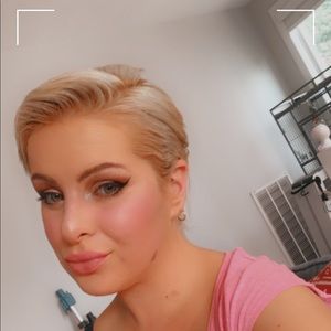 Meet your Posher, Kristin